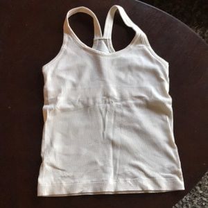 Lulu tank top with bra